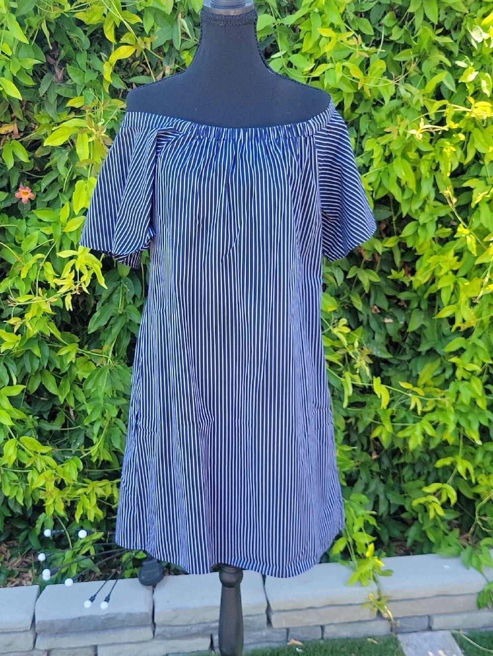 Banana Republic Navy And White Striped Off Shoulder Dress 100% Cotton Sz L